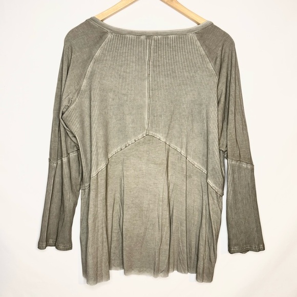 POL Mineral Wash Ribbed Long Sleeve V-Neck Top Size Large Bohemian Distressed - Picture 7 of 8